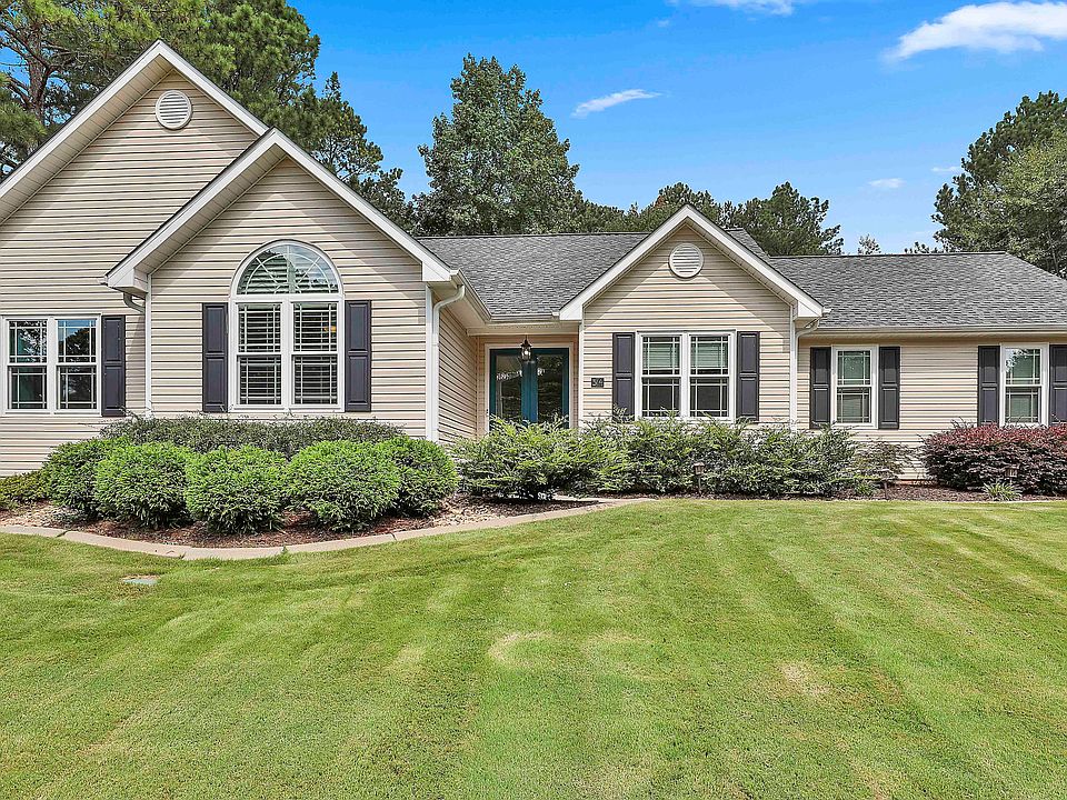 1st image of 34 N Heathridge Dr