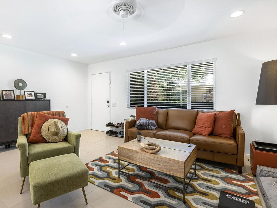 Unit 4 has a large living room