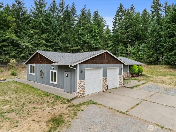 19221 Patterson Road E, Orting, WA 98360