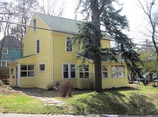 1202 E State St, Ithaca, NY 14850