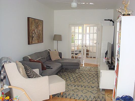 1st image of 261 Smith St #1
