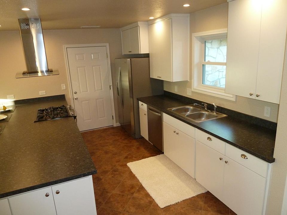 Chef's Kitchen