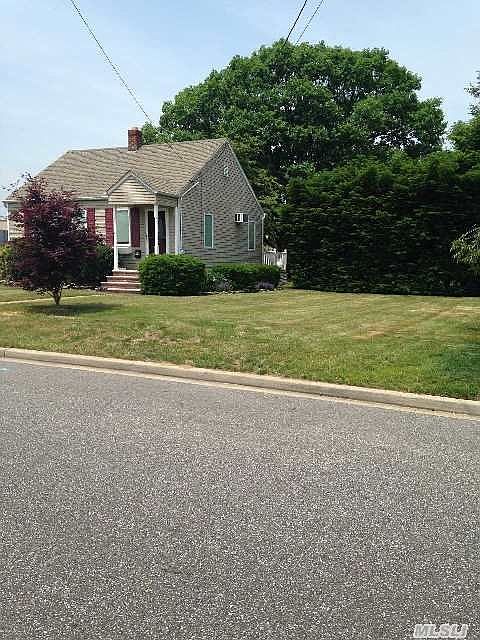 1st image of 199 N Suffolk Ave