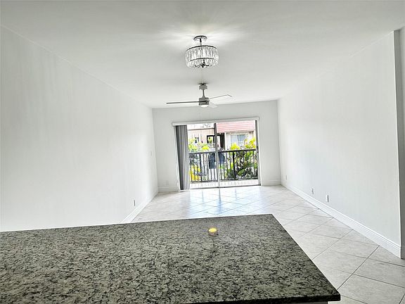 5th image of 8005 Lake Drive #213