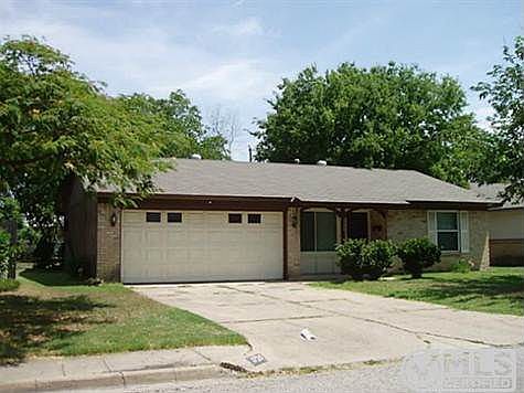 1st image of 1729 Continental Dr