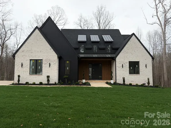 729 Amesbury Dr, Mount Ulla, NC 28125