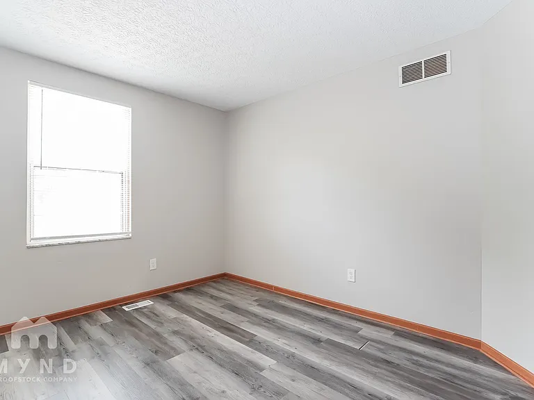 5038 Rolling Rock Ct — Photo 20