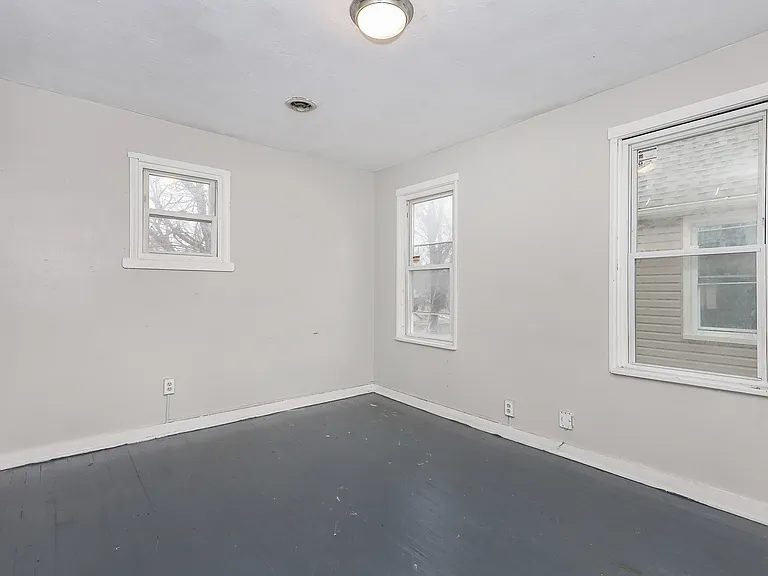 8700 Willard Ave #2 — Photo 8
