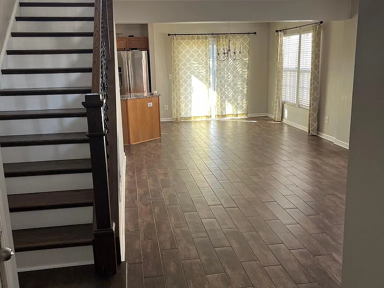 1007 Prince St — Photo 10