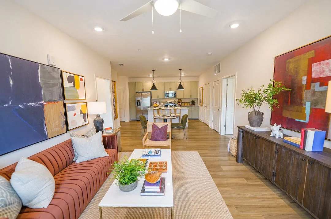 Classic City Flats | Luxury Apartments — Photo 3
