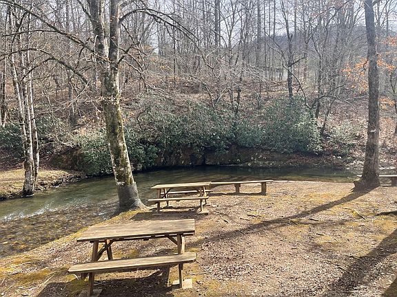 4th image of 0 Laurel Falls Rd Lot 6