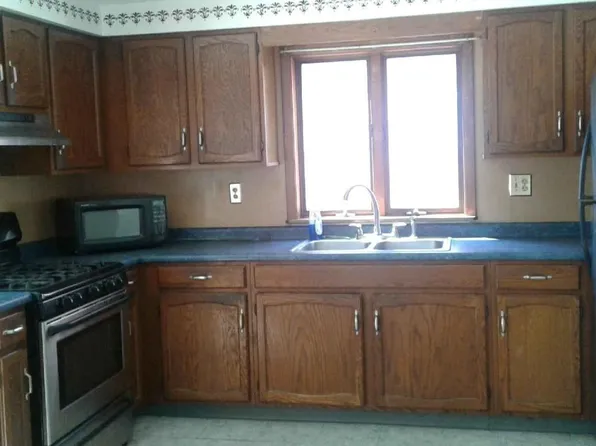 31 Spaulding St, Buffalo, NY 14220