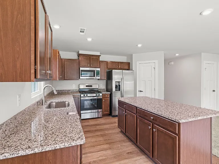 1103 Wilkinson Ln — Photo 21