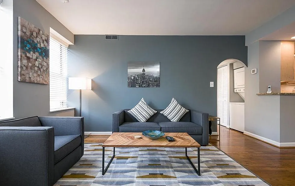 1736 Willard St NW APT 301 photo 1