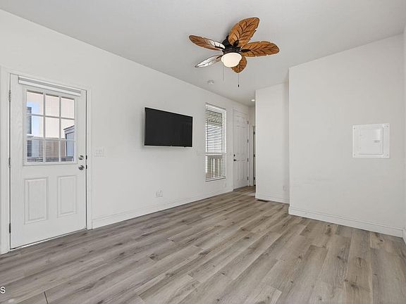 5th image of 3975 Telegraph Rd #2