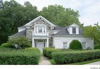 1st image of 1093 Clubside Dr #4