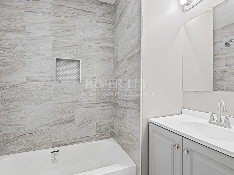 4051 Auburn Rd — Photo 18