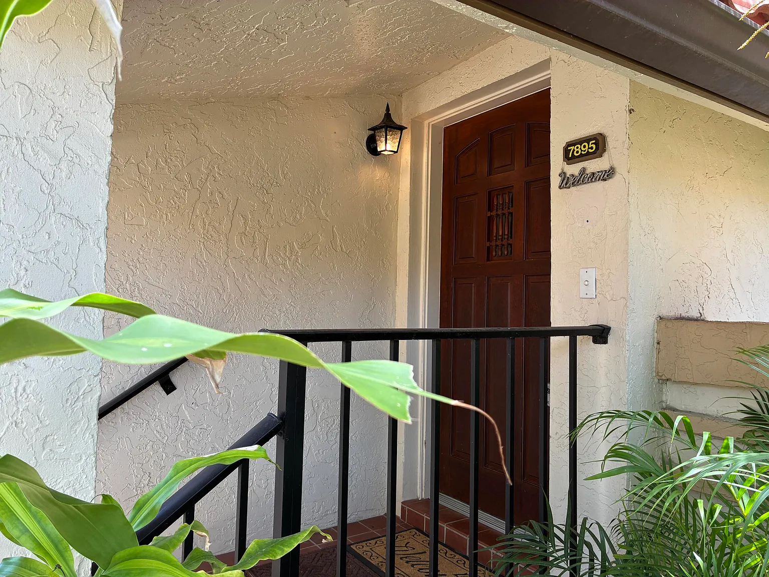 3 bed, 2.0 bath, 1572 sqft, $3,500 — Photo 4