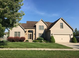 5324 Chantilly Ln, Haslett, MI 48840