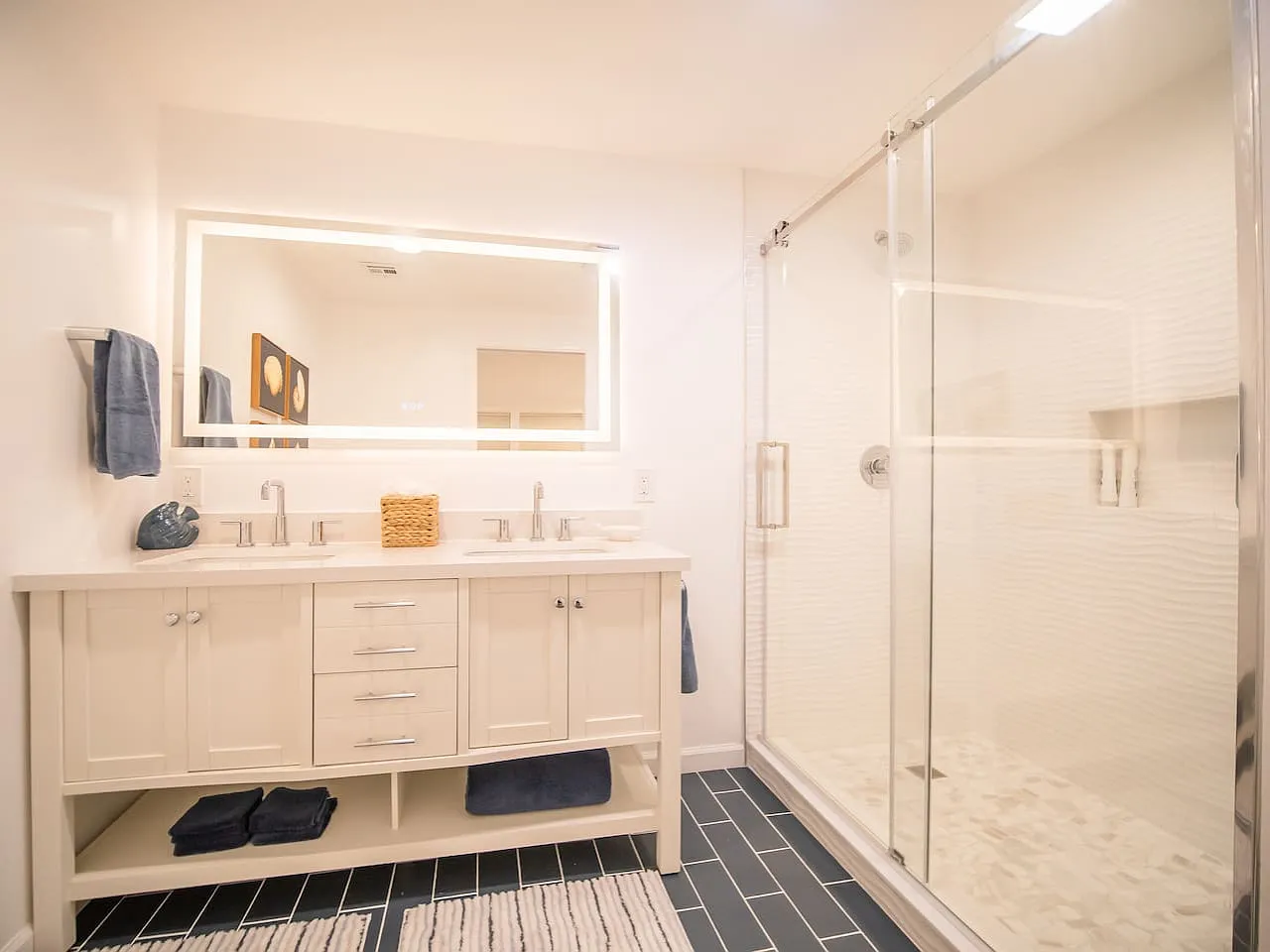 3 bed, 1200 sqft, $1,850 — Photo 4