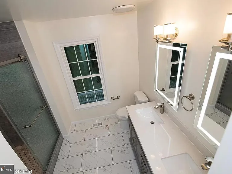 9721 Lookout Pl — Photo 8