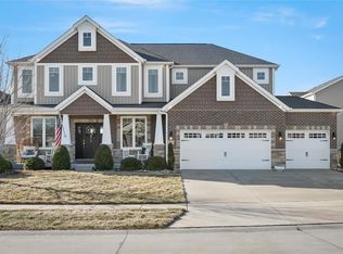 231 Oakhurst Cir, O'Fallon, MO 63368