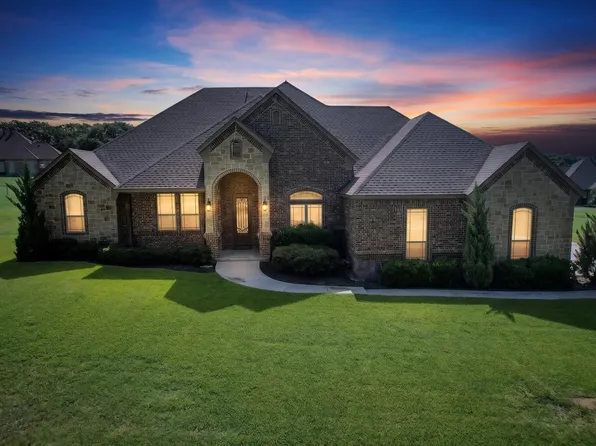 197 Ellis Creek Dr, Weatherford, TX 76085