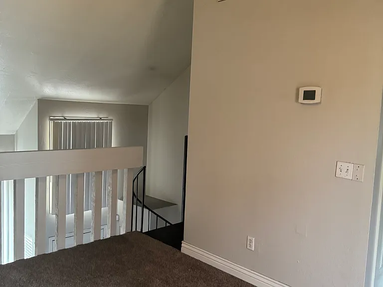 4240 N Longview Ave #2 — Photo 14