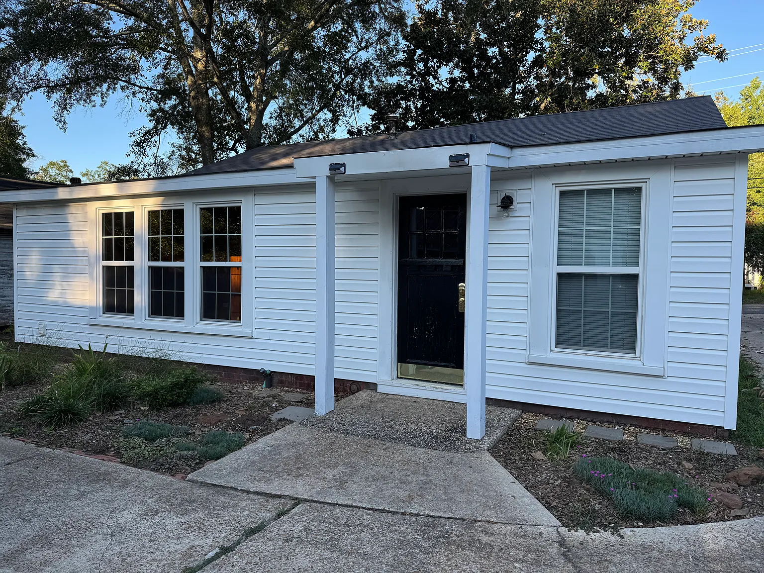 2 bed, 1056 sqft, $1,200 — Photo 3