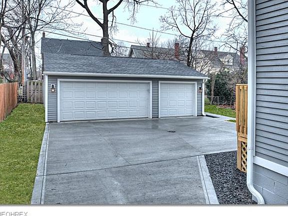 3rd image of 1446 Mars Ave