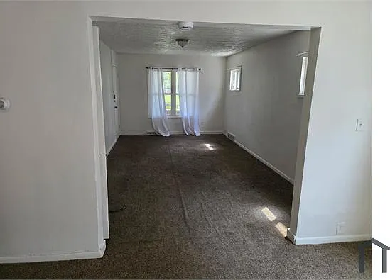 2 bed, 1200 sqft, $1,000 — Photo 4