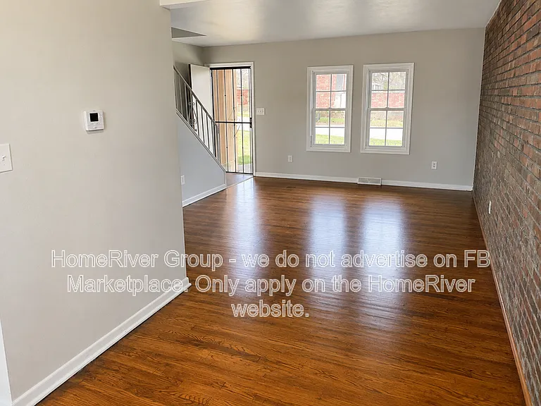 1415 N Main St — Photo 3