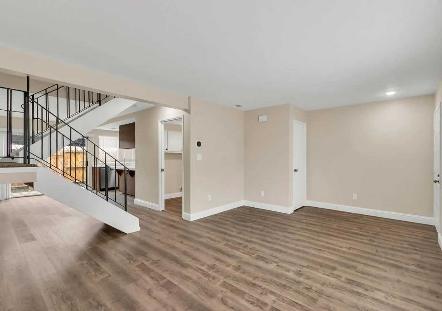 Updated 3 Bed 1.5 Bath Townhome — Photo 2