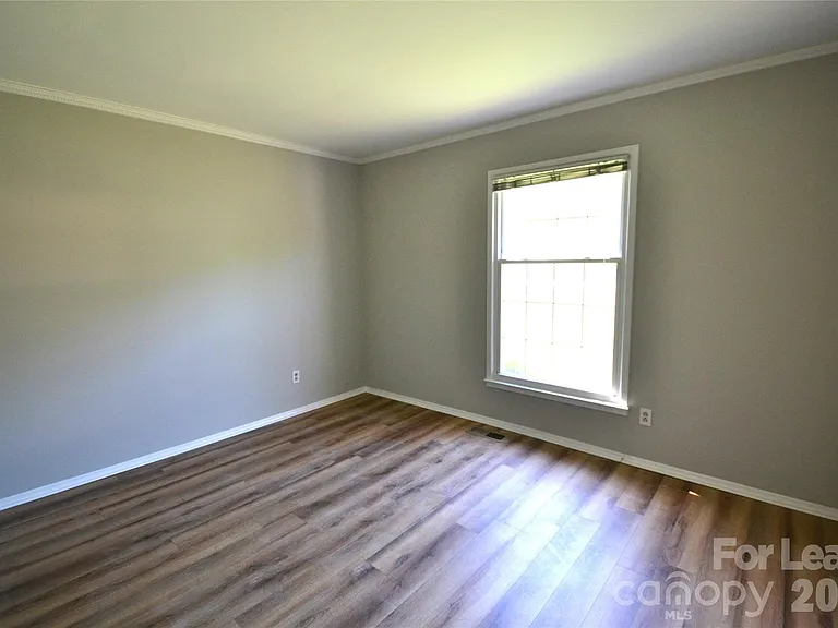 1422 Thermal Rd — Photo 20