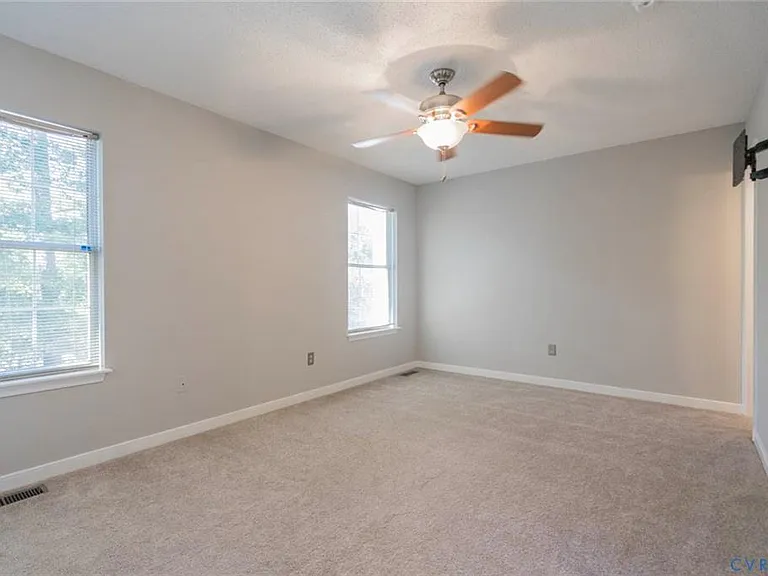 1814 Timberly Waye — Photo 6