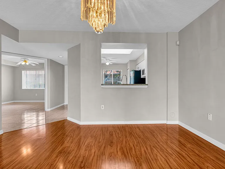 5952 Regal Glen Dr #103 — Photo 5