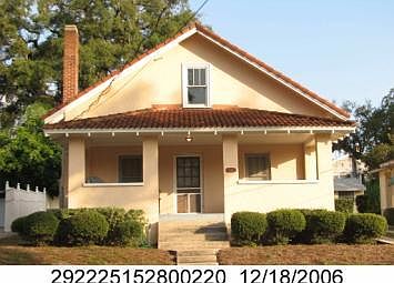 1st image of 813 Mount Vernon St