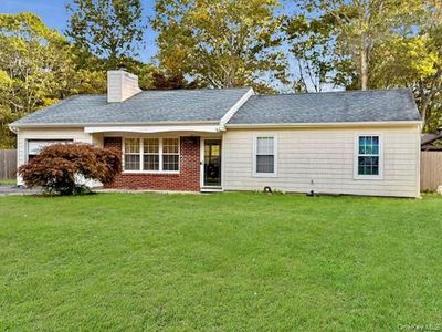8 Fox Hollow Lane, Ridge, NY, 11961