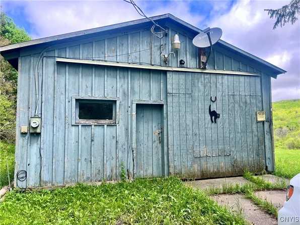 6720 Haights Gulf Rd #1, Cortland, NY 13045