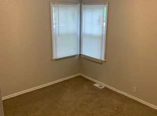 2308 S Broadview Ave, Wichita, KS 67218