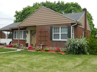222 S 7th St, Harrisburg, PA 17113