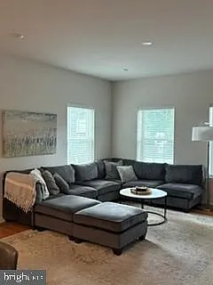 332 Railroad Ave #D — Photo 3