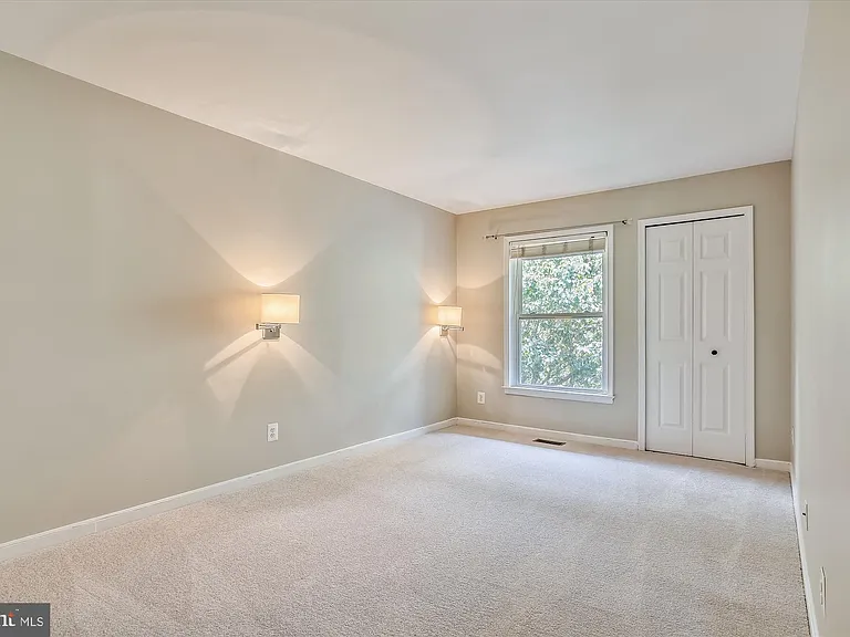 2107 N Rolfe St #D — Photo 15