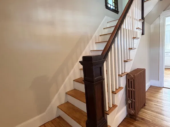 724 Broadway, South Portland, ME 04106