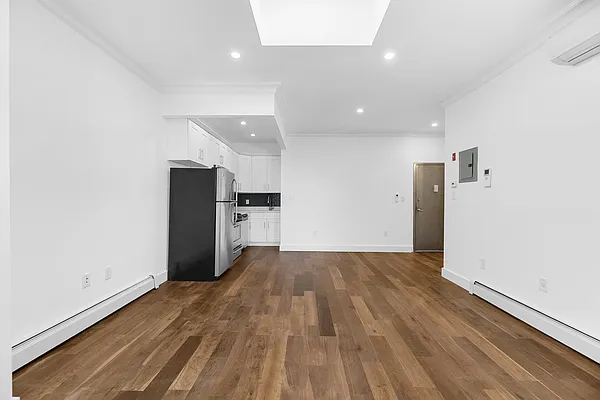 Rented by REAL New York | media 2