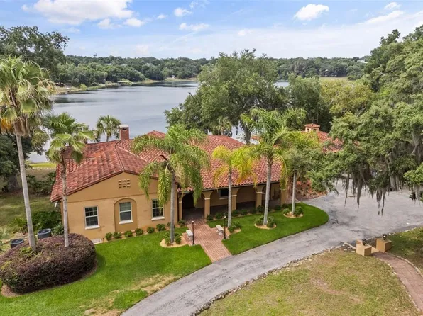 1909 Country Club Dr, Eustis, FL 32726
