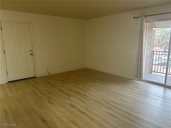 4th image of 5273 Indian River Dr Unit 262