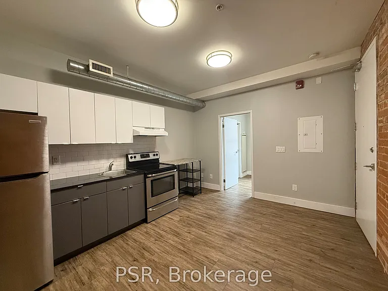 2870 Dundas St W #216 — Photo 5