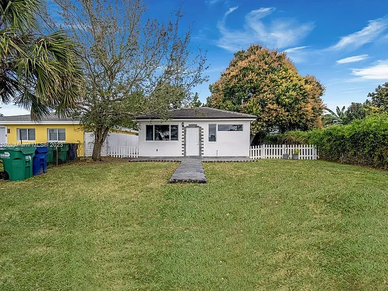 8861 SW 127th Ter — Photo 121