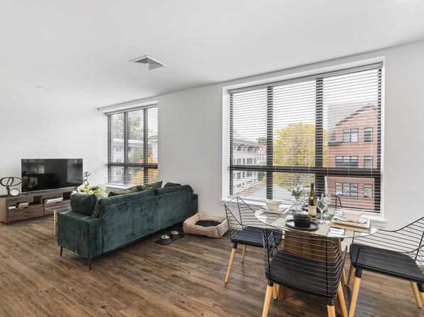 845 Washington St Unit 420